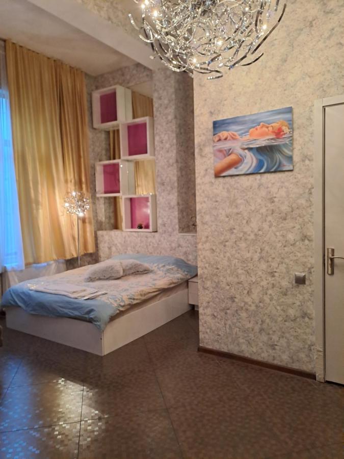 Hotel 6 Old Tbilisi Bagian luar foto