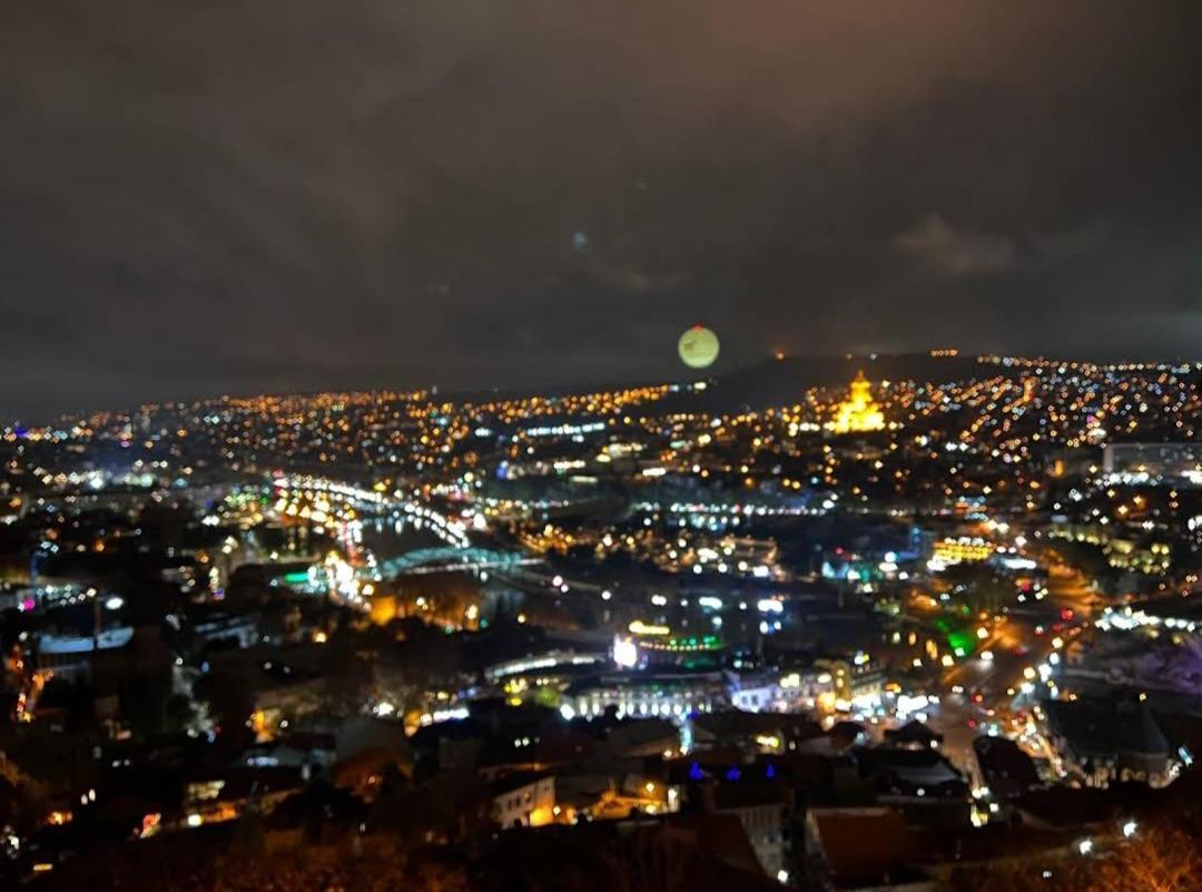 Hotel 6 Old Tbilisi Bagian luar foto